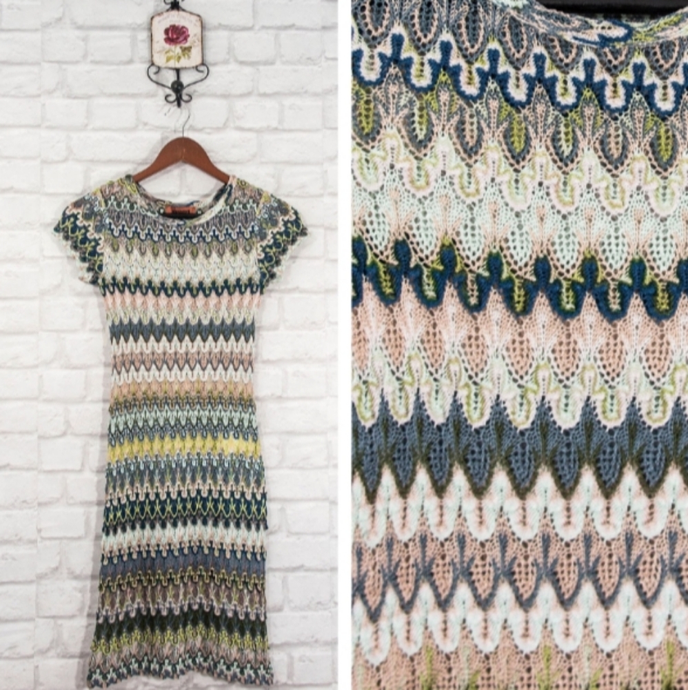 Sz 2 Missoni crochet knit mini dress